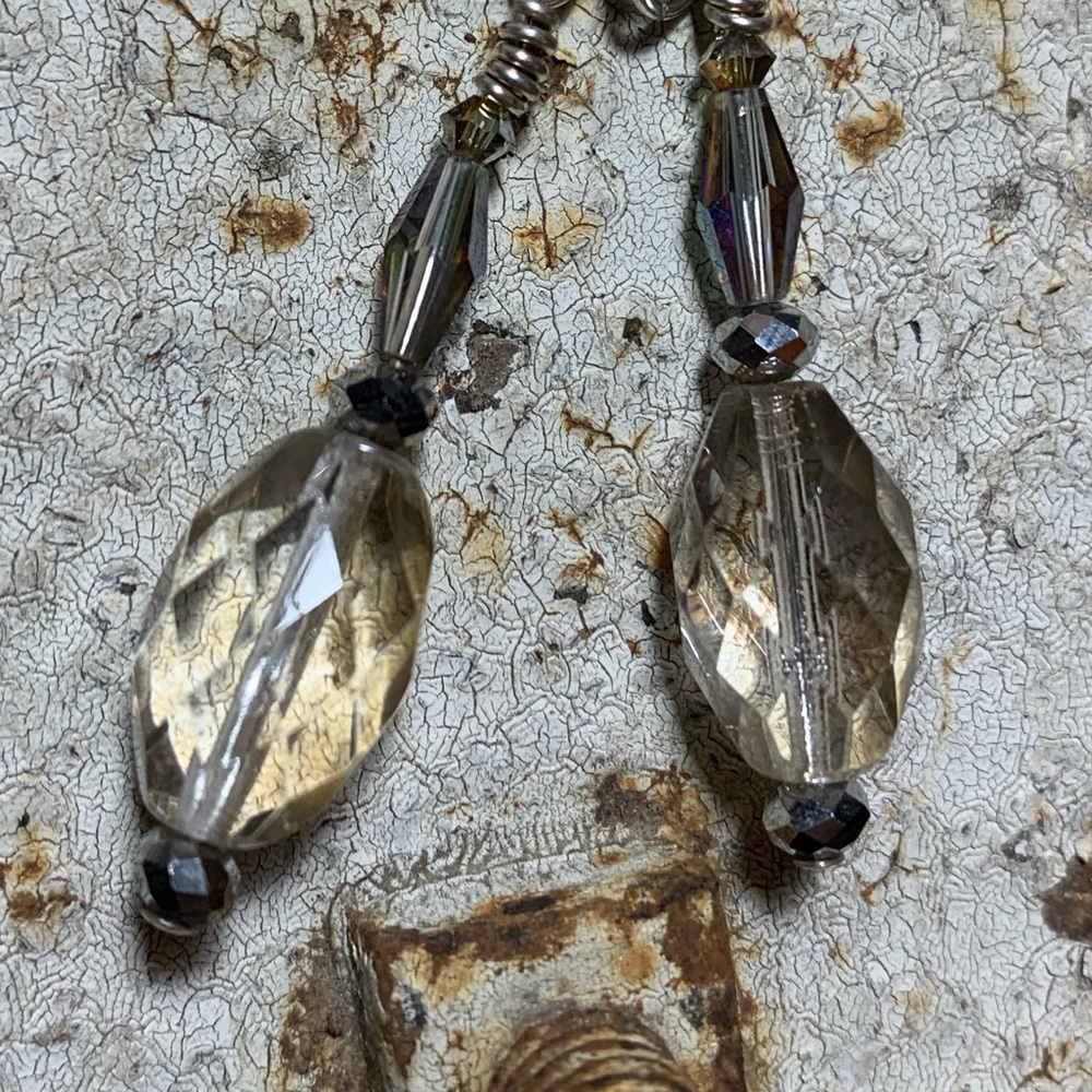 💄Crystal earrings handmade by Susan Ray
